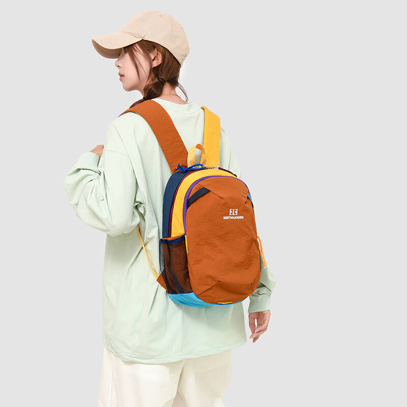 Nueva mochila pequeña para sen - Hiking Backpack Waterproof reseña y precio